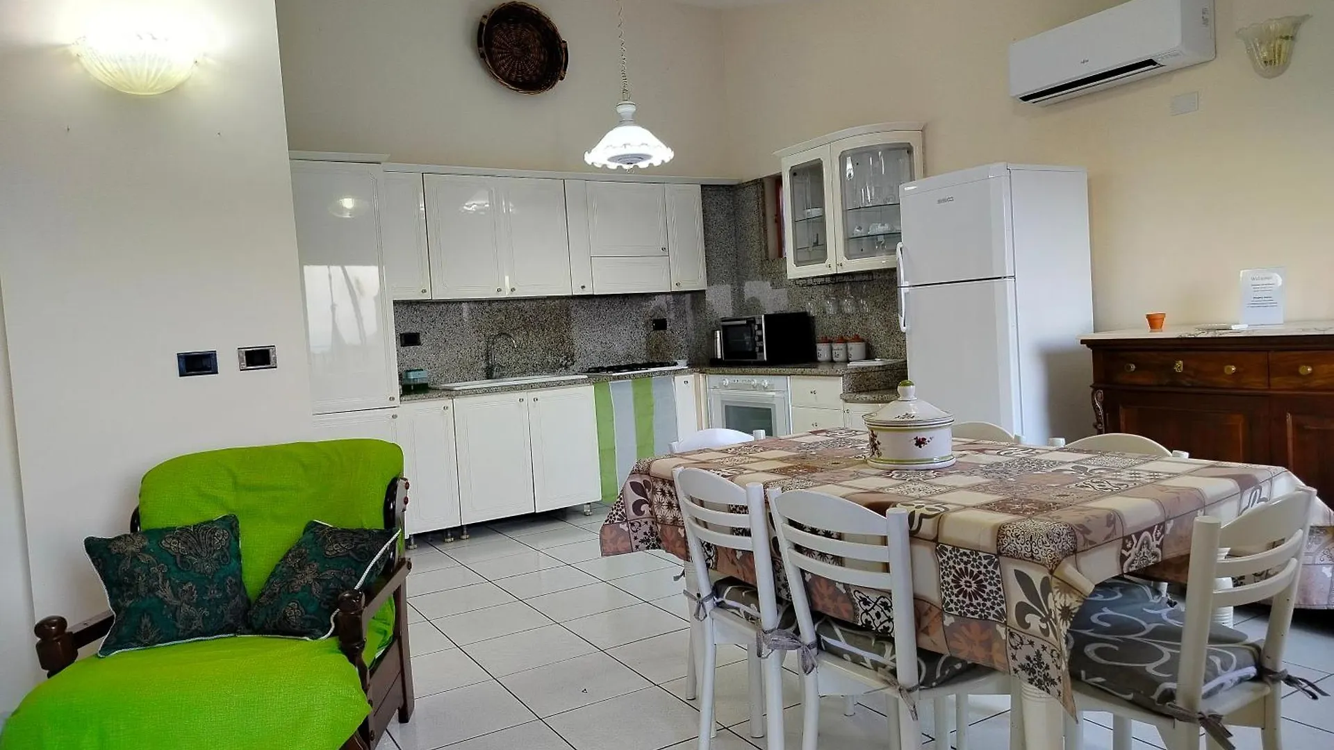 Holiday House Casablanca Savoca Holiday home